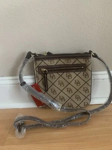 Dooney & Bourke Letter Carrier  Cross Body Bag Purse HM722 9Q - Picture 1 of 8
