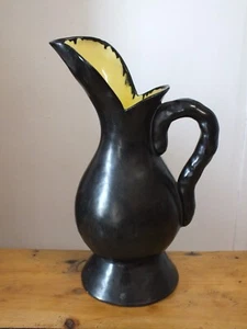 Grand vase pichet années 50, noir et jaune DLG Chambost, Elchinger, signé à voir - Imagen 1 de 6