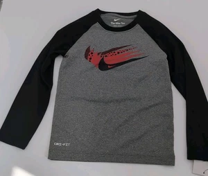 Nike Youth boys Swoosh Dry Fit Long Sleeve Shirt size 5 - Picture 1 of 1