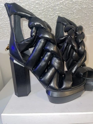 Balmain 凉鞋,尺寸 39 — 第 1/4 张图片