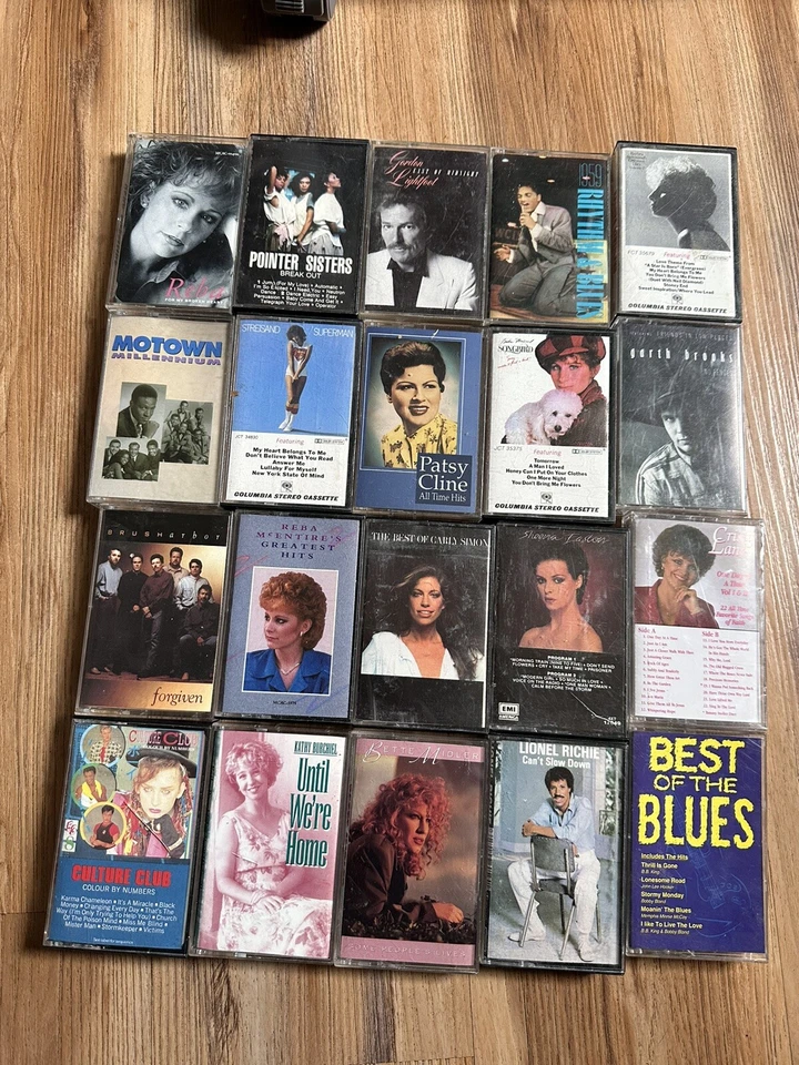 vintage Cassette tapes lot of  20 good condition various artists Foto 1 de 1