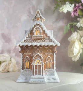 Weihnachts-LED 13"" Lebkuchen viktorianisches Haus mit schönen Spitzenwirbeln mattiert NEU - Bild 1 von 9