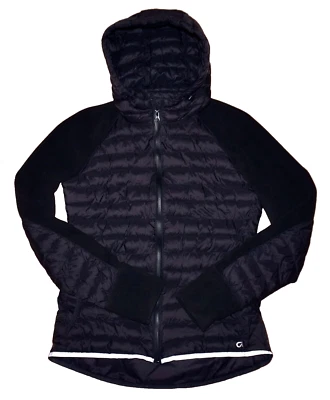 Chaqueta deportiva con capucha GAP FIT negra acolchada de nailon y vellón PRIMALOFT PEQUEÑA Foto 1 de 4