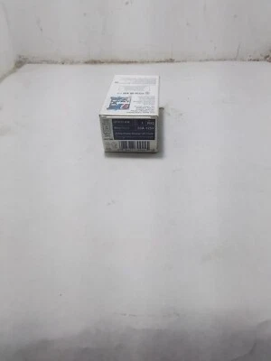 Leviton 20A GFCI White Outlet GFWT2-KW Decora StylE (TR1) - Image 1 of 3