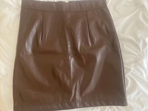 brown leather women's mini skirt, beautiful, sexy, Size S - Picture 1 of 3