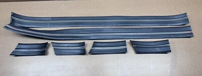 Ford Mustang 1979-1984 molduras molduras de carrocería de puerta lateral negro par diestro y derecho Foto 1 de 4