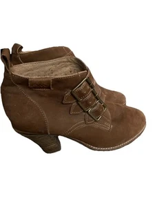 EMU Australia Chelsea Brown Suede Leather Triple Buckle  Ankle Boots Sz 8 - Picture 1 of 10