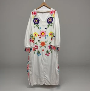 Vintage Flower Tassel Women’s Moomoo Size M Polyester - Picture 1 of 6