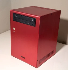 Zotac IONITX-A Mainboard +Intel Atom 330 +3GB RAM + WIFI +LianLI Case, getestet - Bild 1 von 7