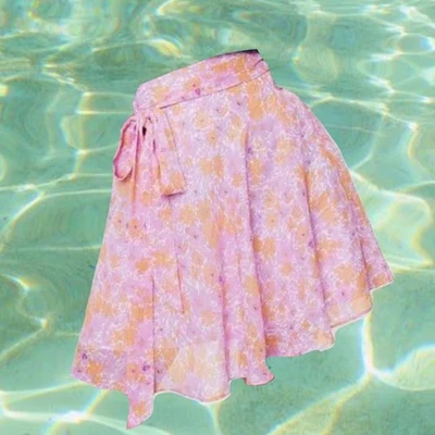 Mini Falda Púrpura Nastygal de Gasa Floral con Cinturón Talla 6 Nueva con Etiquetas Foto 1 de 4