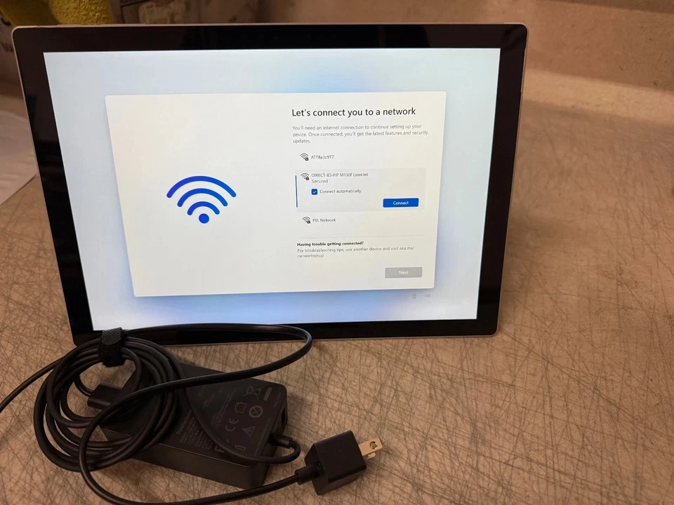 Microsoft  Surface Pro 6 1796 12.3" Intel i5-8250U 8GB Ram 128GB SSD W11P - Image 1 of 1