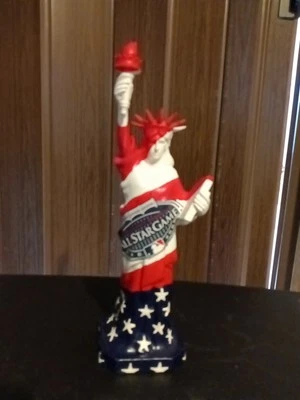Figura Estatua de la Libertad del Juego de Estrellas MLB 2008 Foto 1 de 4