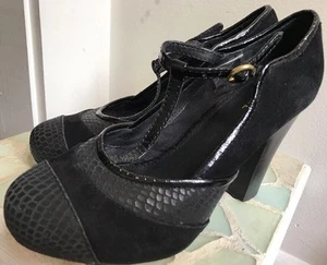 Wms FOSSIL JACKLYN Black Suede Closed Toe T-Strap Heel Pump  Sz 7.5M MSRP $148 - Picture 1 of 9