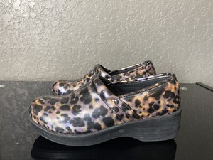 leopard print work shoes