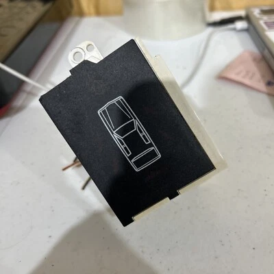 1988 1989 1990 1991 CHRYSLER NEW YORKER 5TH AVE DOOR INFORMATION MODULE IDICATOR - Image 1 of 3