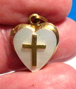 GOLD FILLED MOTHER OF PEARL HEART LOCKET HOLY CROSS 1.6 GRAMS 10 X 12 MM - Picture 1 of 3