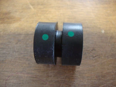 ОРИГИНАЛЬНЫЙ РЕЗИНОВЫЙ ИЗОЛЯТОР ДЛЯ КРЕПЛЕНИЯ БЕНЗОБАКА МОТОЦИКЛА BIG DOG ИЗМЕЛЬЧИТЕЛЬ RIDGEBACK COYOTE  - Изображение 1 из 3