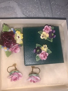 Vintage Made In England Brooch An Earrings Set Porcelain - Picture 1 of 6