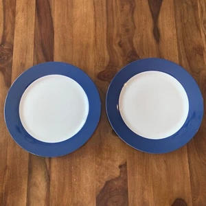 Cuisinart Lot de 2 assiettes à dîner en porcelaine vitrifiée rayée blanche bleue 10 3/4" - Photo 1/6