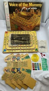 Juego Voice of the Mummy 1971 de Milton Bradley completo/funcionando joyas verdes - Imagen 1 de 16