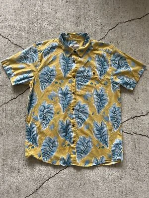 Patagonia Large Malihini Pataloha Camp Shirt Slim Fit Hawaiian Floral Leaf Kalo - Image 1 of 4