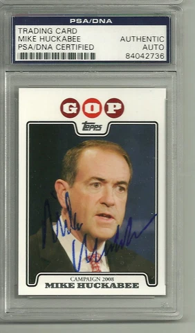 2008 Topps MIKE HUCKABEE Signed Card PSA SLAB coa AUTOGRAPH ELECTION ARKANSAS Cover