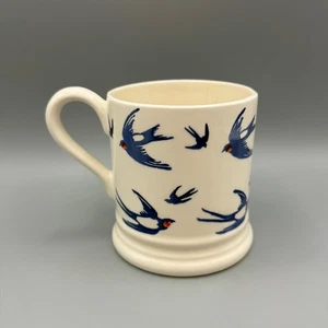 Taza de 1/2 pinta Emma Bridgewater azul golondrinas - Imagen 1 de 7