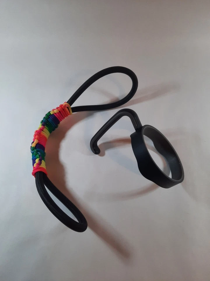 Paquete de 2 MANIJAS DE VASO - Rainbow Paracord trenzado y negro/gris Foto 1 de 4