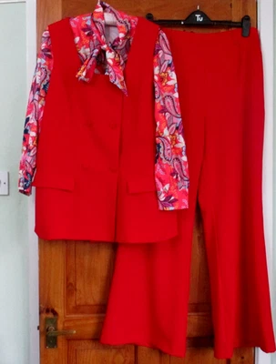 mod / 60s red  tunic  trousers suit size 12 / 14 - Image 1 of 4