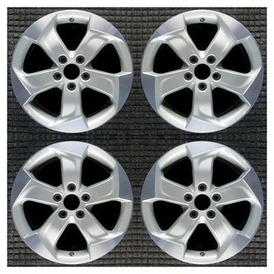 Juego Llantas Honda HR-V plateadas 2016 2017 2018 2019 2020 2021 2022 2023 64075 Foto 1 de 4