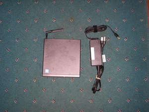 Lenovo ThinkCentre M720q Tiny 500GB SSD, 8GB & Windows 11 Pro - Bild 1 von 2
