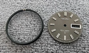 GENUINE & USED SEIKO BELL-MATIC 27 JEWELS DIAL FOR MODEL 4006-7010 / 7011/ 7012 - Picture 1 of 4