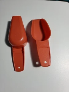 Due Tupperware Bidone Scoop Cibo per Animali Domestici, Zucchero, Farina Sfumature di Arancia Nuovo - Foto 1 di 1