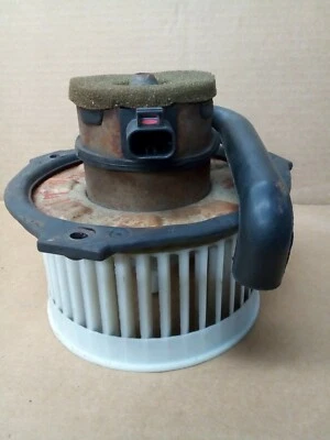 2001 2002 2003 Chevrolet Monte Carlo Blower Motor W/ Cage  - Image 1 of 4