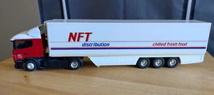 Scania 124L 400 mit gekühltem Frischkostanhänger Maßstab 1:50 - Bild 1 von 11