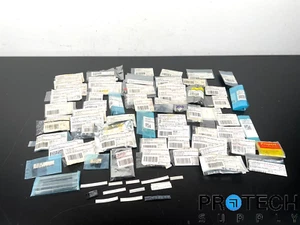 Lot of Miscellaneous Capacitor/Resistor/Regulator/Transistor/Resistor/Inverter - Picture 1 of 11