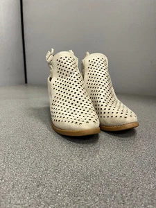 Nature Breeze Cut Ankle Bootie - Size 10 - Picture 1 of 15