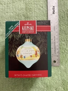1992 Hallmark Keepsake Ornament BETSEY'S COUNTRY CHRISTMAS Series #1 Clark Glass - Picture 1 of 7