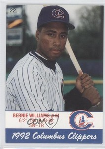 1992 Cracker Jack Columbus Clippers Police Bernie Williams #22