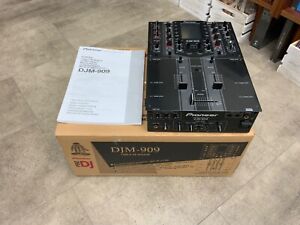 Pioneer DJM 909 DJ Mixer