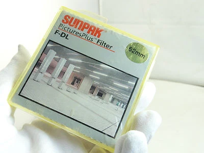 Sunpak 62mm F-DL Fluorescent to Daylight Correction Lens Filter - Image 1 of 4