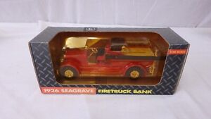 1992 ERTL John Deere 1926 Seagrave Firetruck Bank 1:30 Scale #5710 NIB
