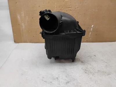 OEM AIR CLEANER 2013-2018 RAM 2500/3500 6.7L L6 - Image 1 of 4