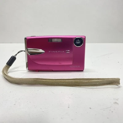 Fujifilm FinePix Z20fd 10.0MP Compact Digital Camera (For Parts or Repair) - Image 1 of 4