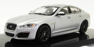 Modelos Ixo escala 1/43 diecast 79379 - Jaguar XFR - plata rodio Foto 1 de 4