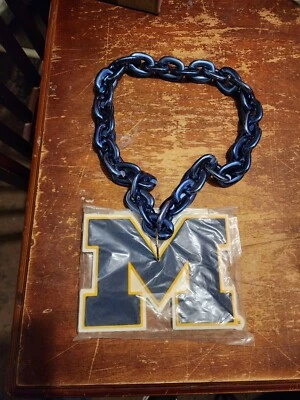 Michigan Wolverines Fan Chain Necklace Foam BLUE FREE SHIPPING  - Image 1 of 3