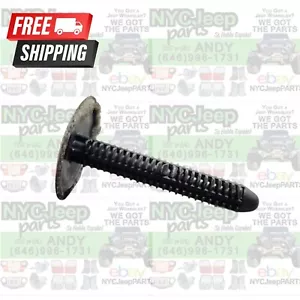03-06 Jeep Wrangler TJ Roll Bar Foam Pad PLASTIC PUSH PIN Retainer Clip 1pc - Picture 1 of 10