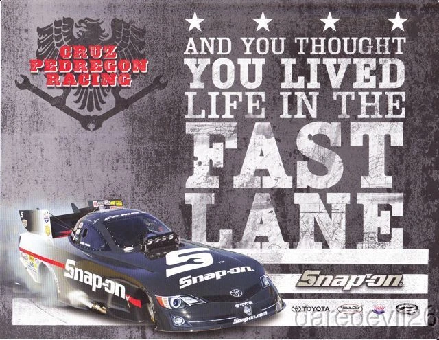 Cruz Pedregon 2014 herramientas a presión Toyota Camry coche divertido tarjeta postal NHRA Foto 1 de 1