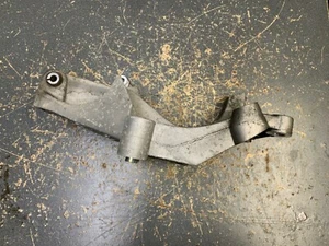 04-07 VW Touareg 4.2L 4.2 L v8 a/c compressor ps p/s pump bracket mount brace - Picture 1 of 5