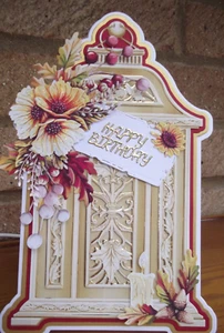 HANDGEMACHTE LUXUS HERBST GEBURTSTAG LATERNE FORM KARTE FLORAL 2024 DESIGN - Bild 1 von 4